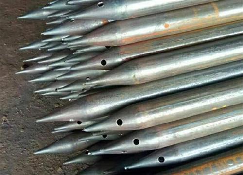 鸡西隧道钢花管现货